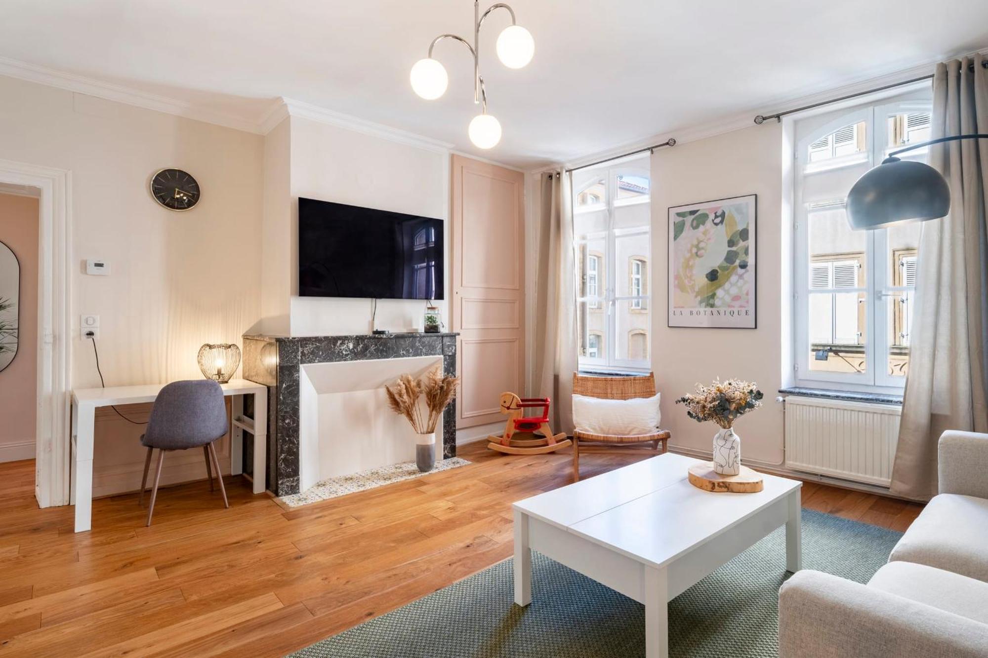 Le Charlise Apartment Metz Bagian luar foto
